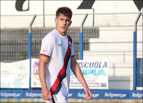 Calcio. Alessandro Debenedetti in gol contro il Genoa, i rossoblu superano 3-2 il Mantova in amichevole