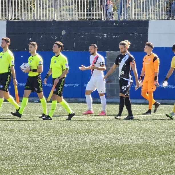 Calcio, Serie D. Via al derby! La webcronaca di Albenga-Vado (LIVE)