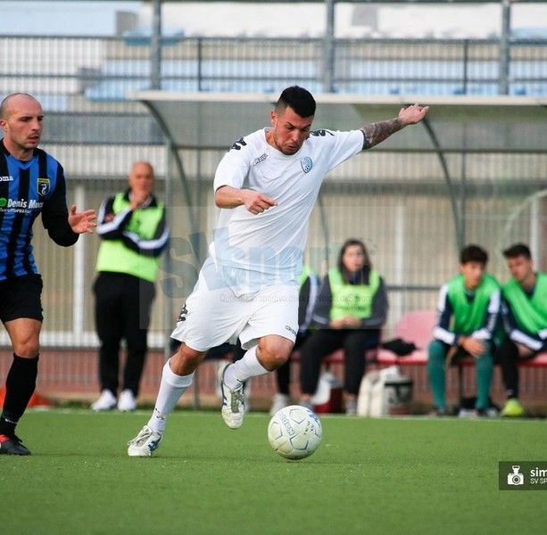 Calcio, Savona. Lorenzo Anselmo scalpita: &quot;Questa maglia è un punto di arrivo, per chi è di Savona assume un valore in più&quot;