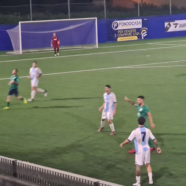 Calcio, Coppa Italia Promozione: chi vince passa il turno, la webcronaca di Pietra Ligure - Legino