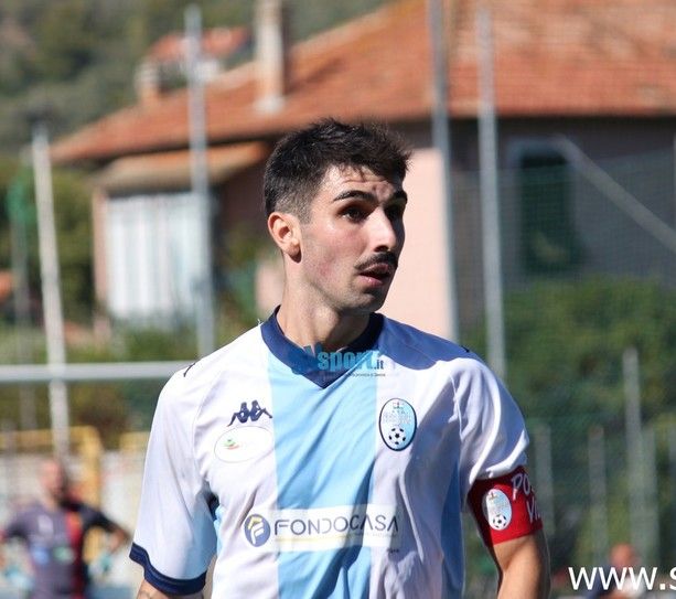 Calcio, Pietra Ligure. 200 volte capitan Rovere: &quot;La fascia non pesa. L'obiettivo? Allenarci forte per continuare a vincere&quot; (VIDEO)