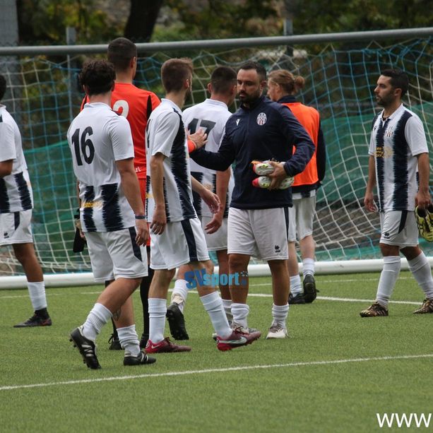 Calcio, Savona. Ranghi ulteriormente ridotti all'allenamento del venerdì, la squadra attende un segnale da parte della società