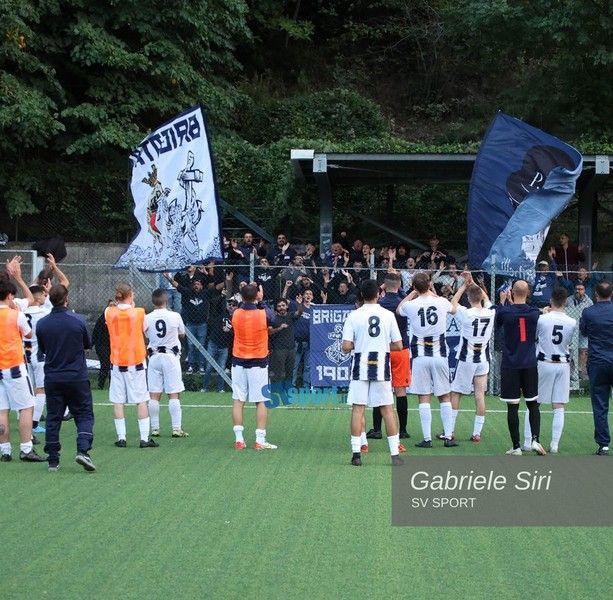 Calcio, Savona. C'è il comunicato congiunto della tifoseria organizzata: &quot;Dalla società promesse senza riscontri reali, il Comune parli chiaro sul futuro del Bacigalupo&quot;