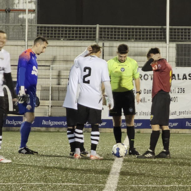 Calcio, Prima Categoria A: sabato caldo al Riva, la webcronaca di Vadino - Baia Alassio Auxilium (LIVE)