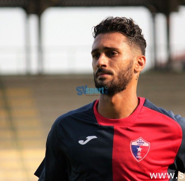 Calcio, Inarrestabile Aperi, il Vado batte in pieno recupero il Ligorna