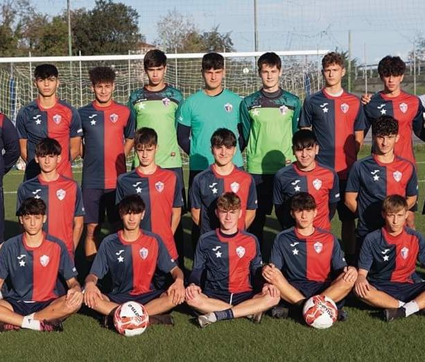 Calcio, Under 17. Il Vado supera ai rigori l'Athletic! I rossoblu di Bisio e Martinelli sono in finale regionale
