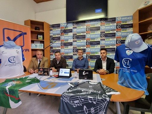 Calcio, Serie D. Andrea Caverzan è il nuovo allenatore della Sanremese