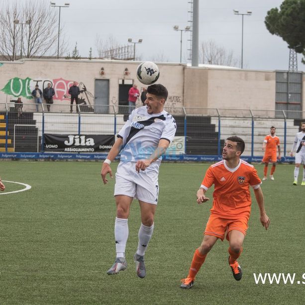 Calcio dilettantistico. Mille opzioni sul piatto per concludere i campionati, anche riprendere a settembre