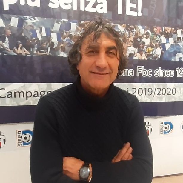 Calcio. Savona-Caronnese 2-1, De Paola loda la squadra e lancia un altro appello: &quot;Questa storia non deve finire, il fallimento sarebbe una sconfitta per tutti...&quot; (VIDEO)