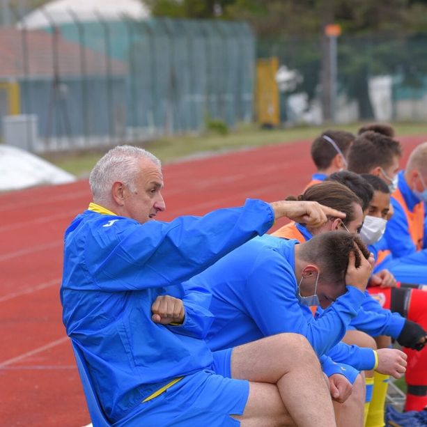 Calcio, Cairese. Benzi sbotta: &quot;Con la Genova Calcio arbitraggio a senso unico, giusto tenere due punte nonostante l'inferiorità numerica&quot; (VIDEO)