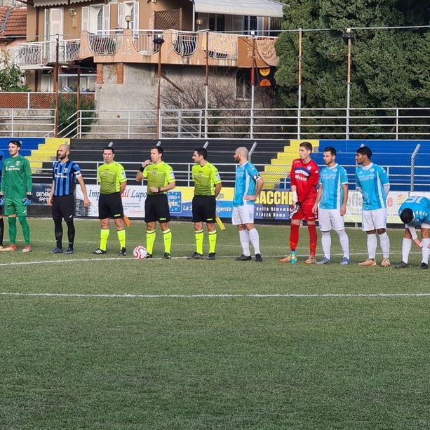 Calcio. Serie D, Imperia-Sanremese è il clou di giornata: il racconto del derby in tempo reale