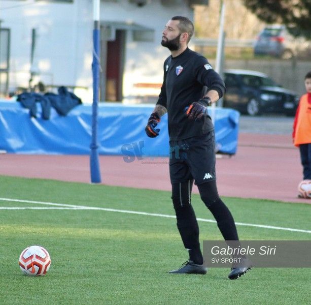 Calcio. Vado. Illiante: esperienza, personalità e carattere al servizio dei rossoblù: &quot;Giocare o meno non è un problema, l'importante è agire sempre per il bene di questi colori&quot; (VIDEO)