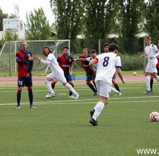 Calcio. Vado, ora serve un cambio di passo anche in trasferta: alle 15.00 i rossoblu sfidano la Folgore Caratese