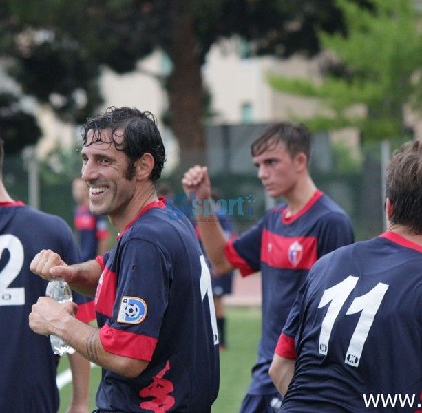 Calcio. Vado, proseguono gli allenamenti dei rossoblu, ma il match di domani a Varese resta a forte rischio