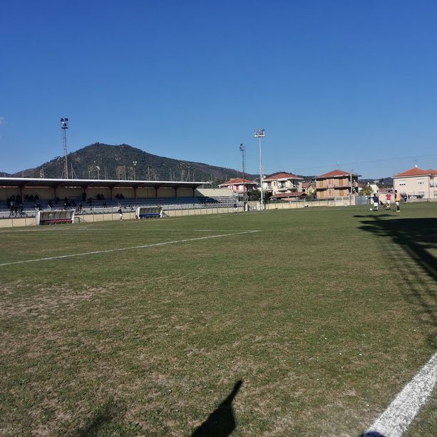Calcio, Finale - Albenga si giocherà a Loano, stasera amichevole per i giallorossi, domani presa di contatto per gli ingauni