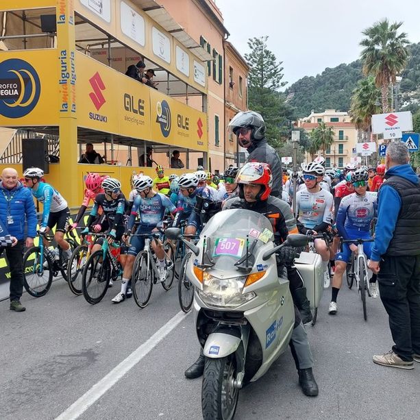 Al via il 61° Trofeo Laigueglia, c'è anche Velasco per il bis: &quot;Corsa dura come sempre&quot; (FOTO E VIDEO)