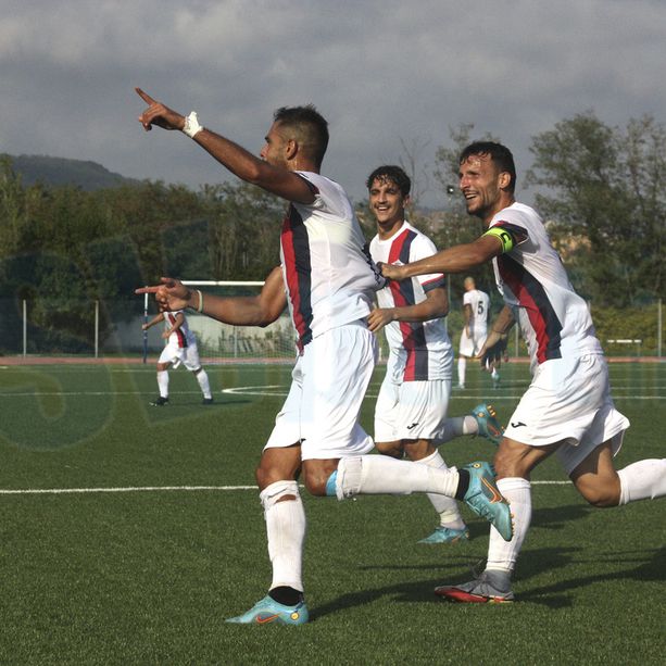Calcio. Serie D: il Vado a Gozzano per blindare i playoff, Sestri Levante e Sanremese attendono Chieri e Castellanzese