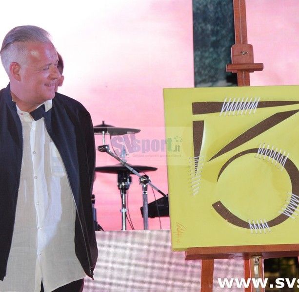 Calcio. Si chiude l'era Vincenzi: &quot;E' il momento di coltivare nuove passioni. Sergio Coxe saprà guidare al meglio l'Alassio FC&quot;