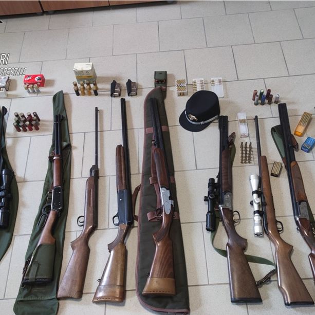 Sequestrate 1.500 munizioni e 15 fucili a cinque cacciatori di Peveragno