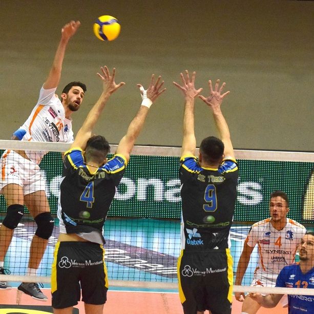 Volley A2/M: Il Vbc Synergy Mondovì sconfitto in casa dal Bcc Castellana Grotte per 0-3