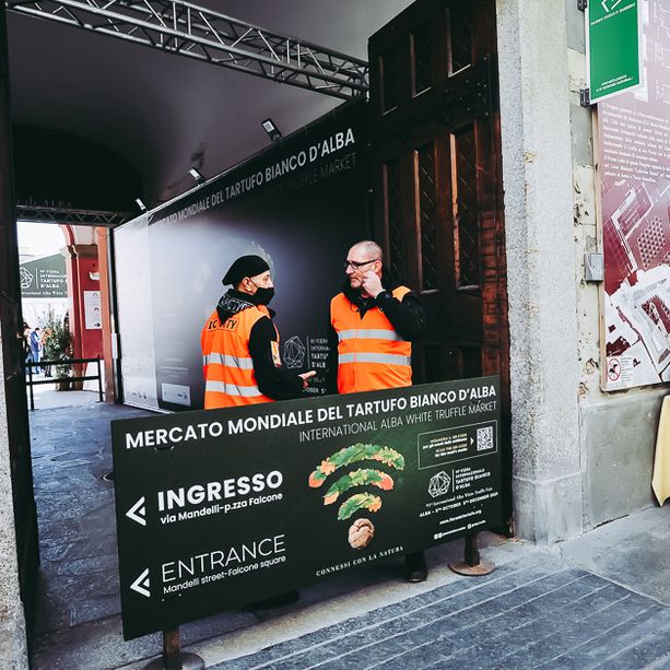 Alba, atti vandalici e tentati furti: cinque episodi in pochi giorni tra il centro città e corso Piave