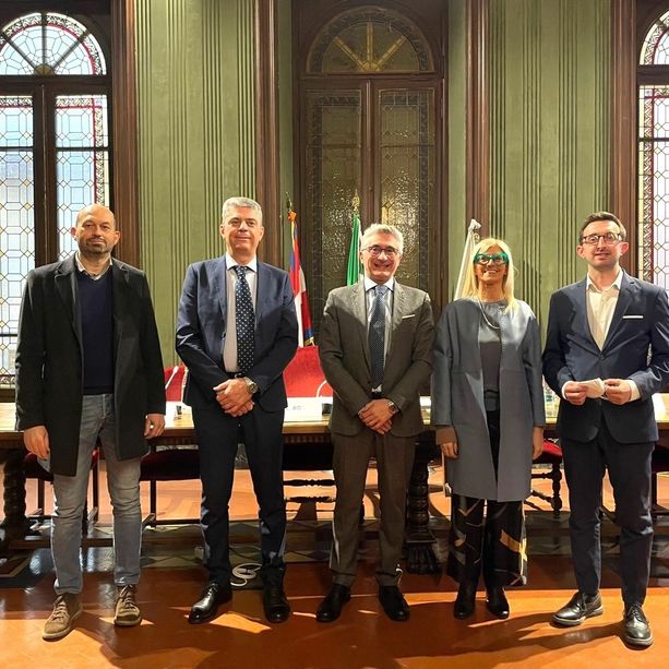 Alba riparte da &quot;Vinum&quot;: la più grande enoteca a cielo aperto d’Italia torna in città dal 23 aprile