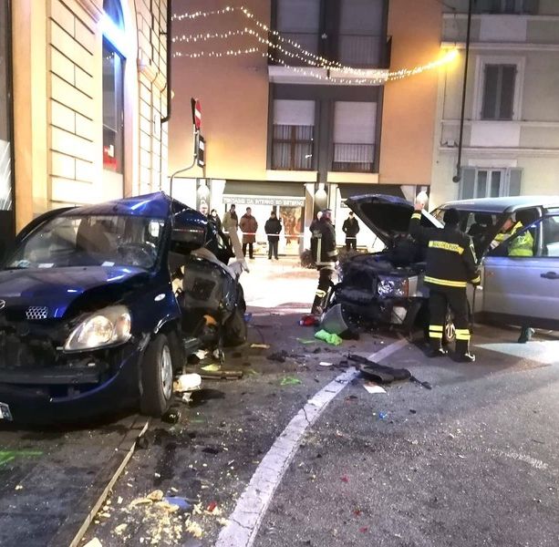 Alba, patteggia un anno di pena la donna alla guida del Suv che investì l'auto di Romana Sacco