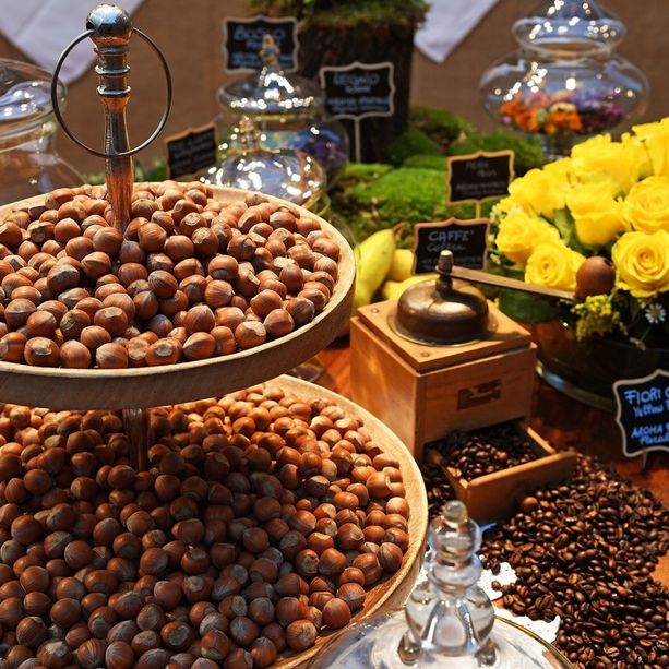 La Tonda Gentile protagonista ad Alba con vetrine a tema, menù dedicati e i &quot;Nocciola Tasting Experience&quot;