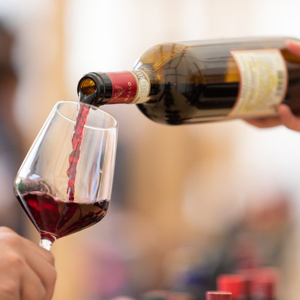 Nelle Langhe si discute del futuro del vino tra dazi e trasformazioni:  &quot;Serve chiarezza, il consumatore non va confuso&quot;