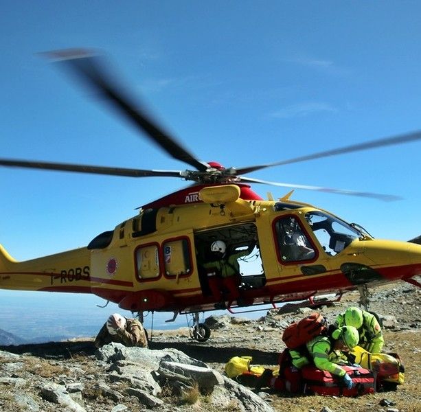 Crissolo, un'alpinista cade nella zona dei Torrioni di Saint Robert
