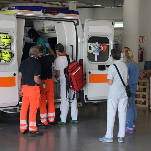 I fari della procura sui due tecnici dell’Asl Cn2: chiesto il rinvio a giudizio per i furti durante il trasloco nel nuovo ospedale di Verduno