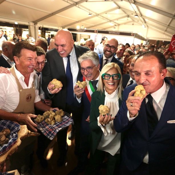 Ma quanto vale davvero la Fiera del Tartufo? Dall'evento albese un impatto sull’economia provinciale pari a 42 milioni di euro