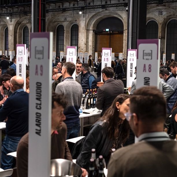 &quot;Grandi Langhe&quot; torna alle Ogr con due giorni di anteprime. Le condizioni del lavoro in vigna al centro del dibattito di &quot;Changes&quot;