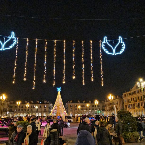 Cuneo si accende in vista delle Feste: inaugurata la nuova edizione di Illuminatale