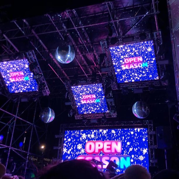 In troppi al concerto di Anna Pepe, piste chiuse per il Capodanno in Conca: non si scierà in notturna