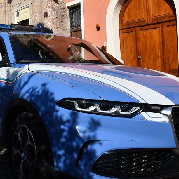 Cuneo: la Polizia intensifica i controlli, due cittadini tunisini irregolari espulsi
