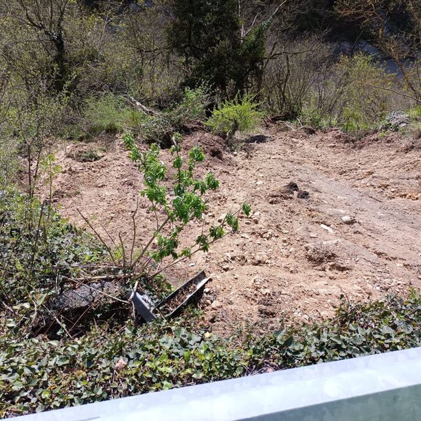 MALTEMPO/ Frana a Ceva in località Mombrignone, lungo la statale 28