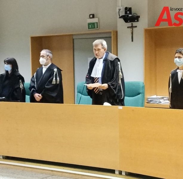 Cinque condanne e quattro assoluzioni nel processo sull’ndrangheta tra Astigiano e Albese