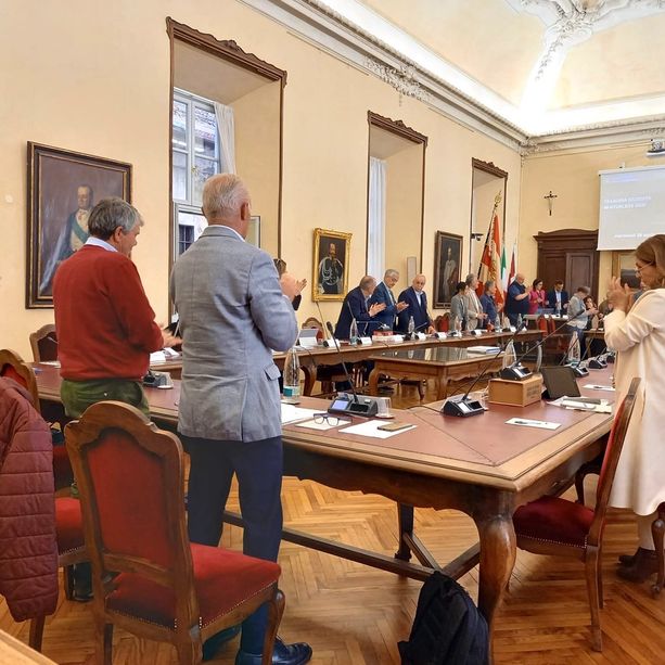 Cuneo il giorno dopo la visita di Mattarella: in sala consiglio parte l'applauso per il Presidente