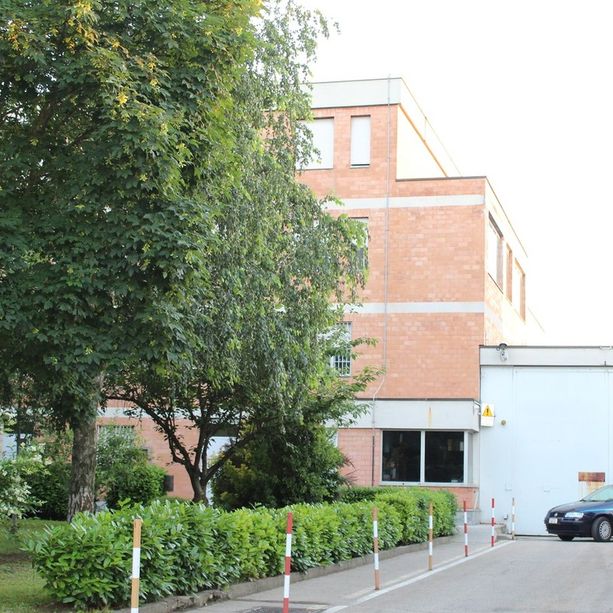 Internati in rivolta nel carcere di Alba: feriti cinque agenti della Polizia Penitenziaria