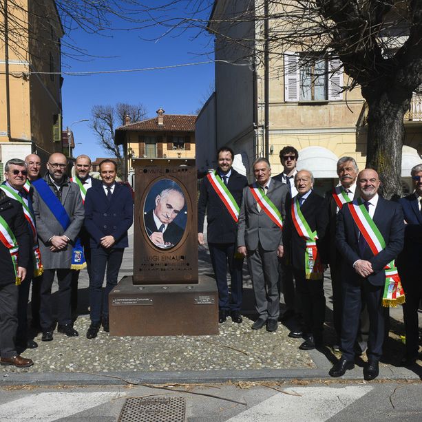 Carrù è diventata &quot;Città presidenziale&quot; a 150 anni dalla nascita di Luigi Einaudi [GALLERY]