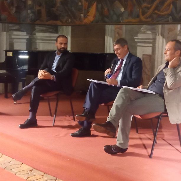 Costa e Marattin cercano di tenere vivo il Terzo polo sui territori