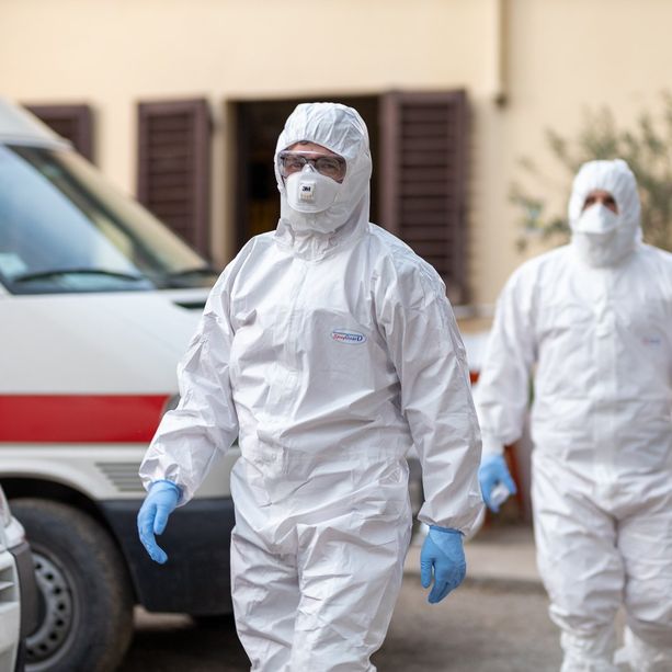 Covid: a Racconigi oggi si evacuano 22 ospiti della casa di riposo Biancotti Levis