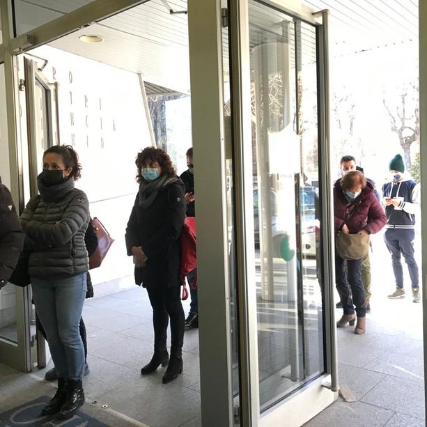 Tanti amministratori al voto a Cuneo per le elezioni provinciali [FOTO]