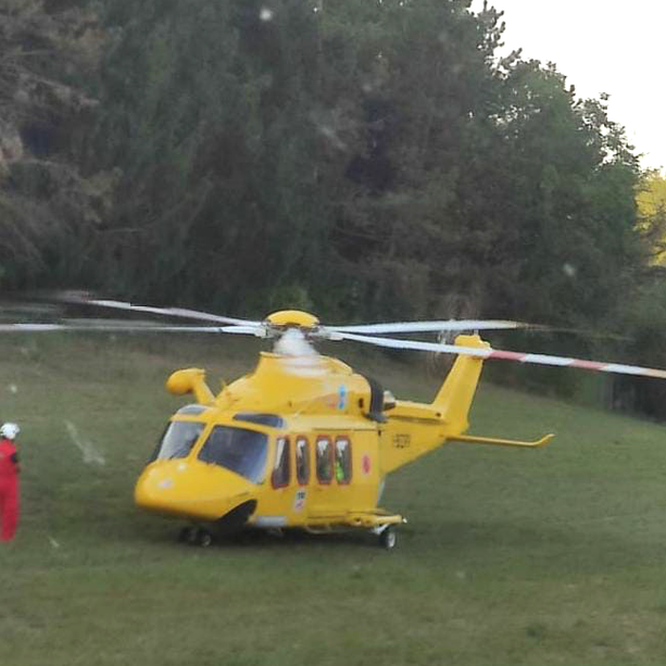 Motociclista di Govone perde la vita in un incidente ai piedi del paese