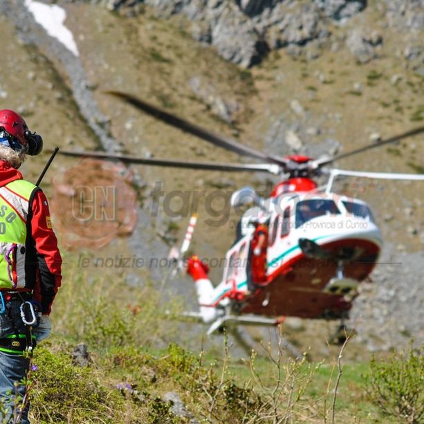 Tragico incidente  in montagna ad Argentera: escursionista scivola  in un dirupo e muore