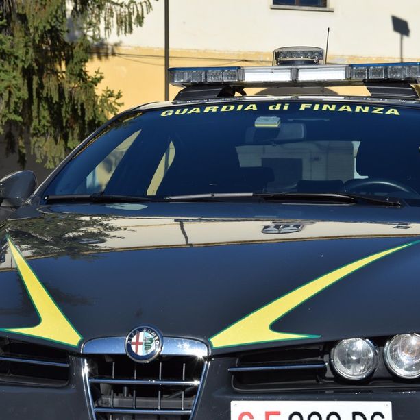 Cuneo, la Finanza scopre palestra aperta nonostante i divieti anti Covid-19: nei guai titolare e frequentatori