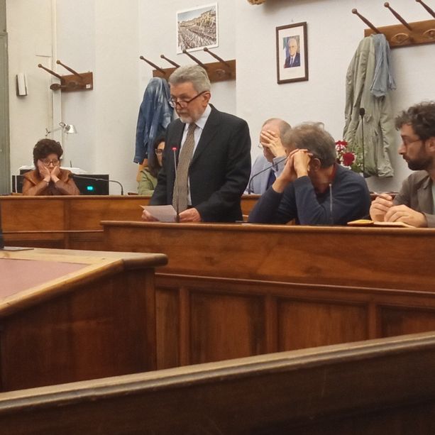 Saluzzo, il Consiglio comunale ricorda Roberto Revelli