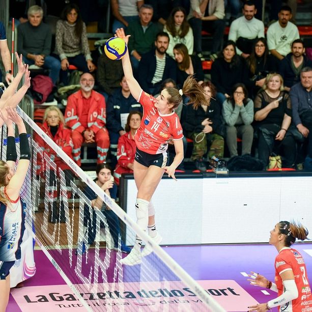 Volley A1F. Il derby è ancora di Chieri: Cuneo a secco di punti, le Gatte perdono 3-1
