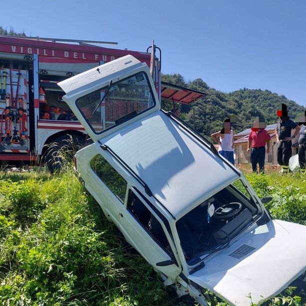 Auto in una scarpata a Roccaforte Mondovì: muore il conducente
